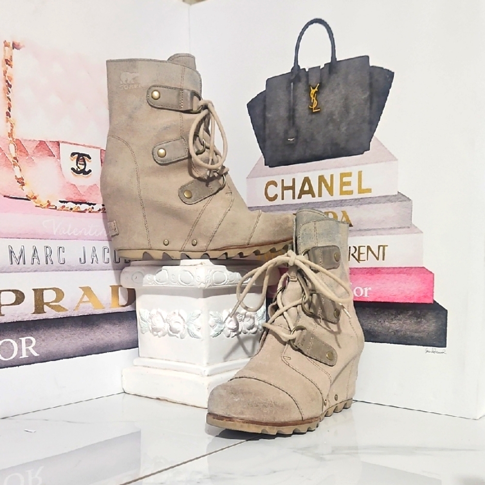 Sorel Joan of Arctic Wedge II Wedge Ankle Booties